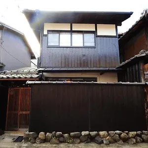 Holiday home カモンイン 稲荷 
